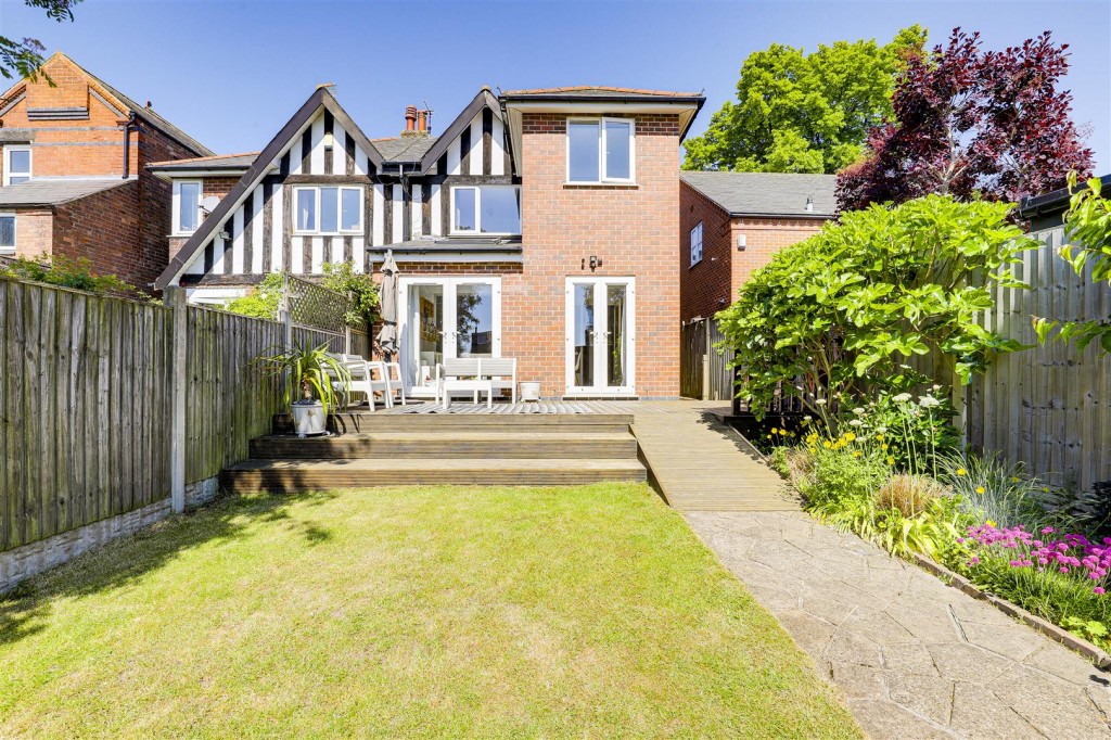 Sandford Road, Mapperley, Nottinghamshire, NG3 6AG
