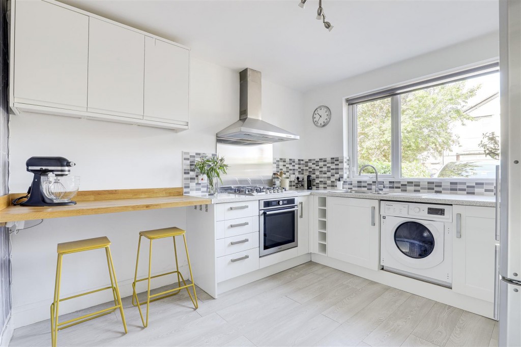 Sandford Road, Mapperley, Nottinghamshire, NG3 6AG