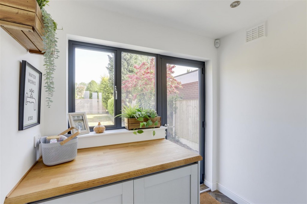 Burnside Drive, Bramcote, Nottinghamshire, NG9 3EF