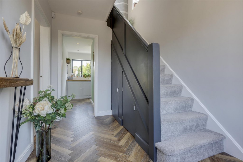 Burnside Drive, Bramcote, Nottinghamshire, NG9 3EF