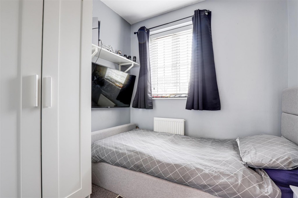 Chalfont Drive, Aspley, Nottinghamshire, NG8 3LT