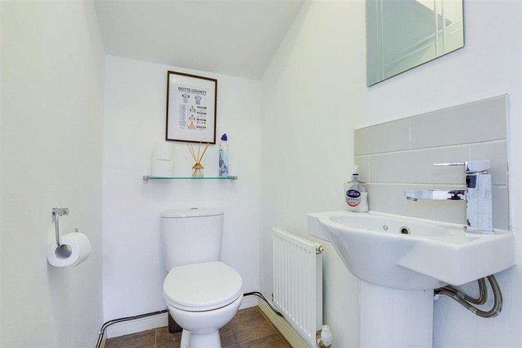 Chalfont Drive, Aspley, Nottinghamshire, NG8 3LT