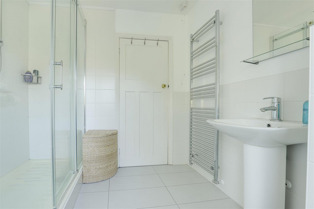 Oban Road, Beeston, Nottinghamshire, NG9 4FX