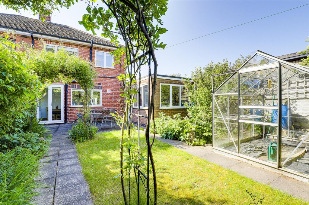 Oban Road, Beeston, Nottinghamshire, NG9 4FX