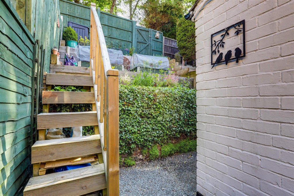 Brookside Cottages, Burton Joyce, Nottinghamshire, NG14 5DA