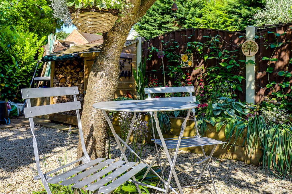 Brookside Cottages, Burton Joyce, Nottinghamshire, NG14 5DA