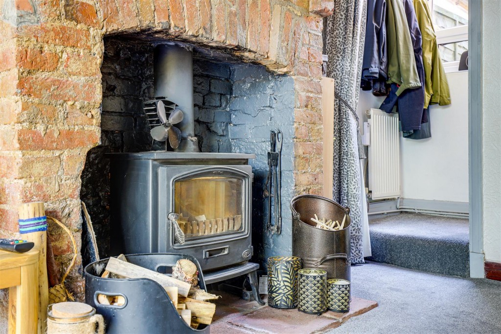 Brookside Cottages, Burton Joyce, Nottinghamshire, NG14 5DA
