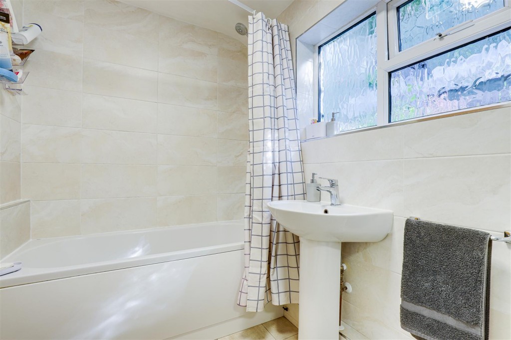 Brookside Cottages, Burton Joyce, Nottinghamshire, NG14 5DA