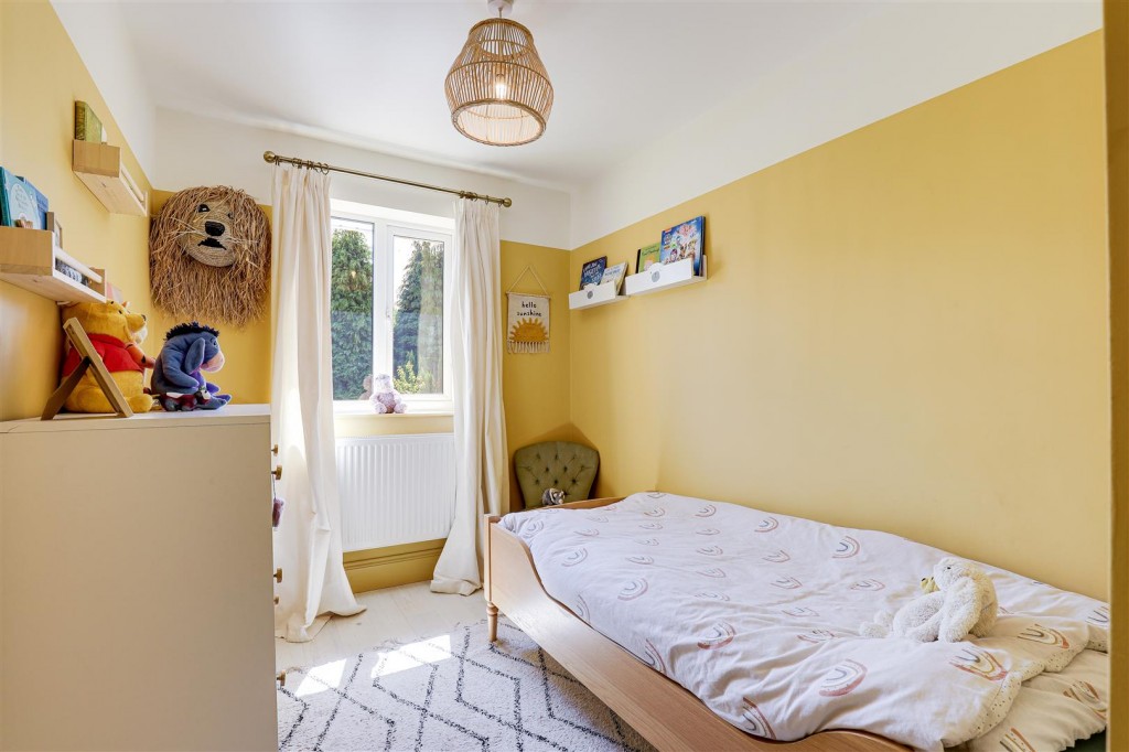 Woodchurch Road, Arnold, Nottinghamshire, NG5 8NJ