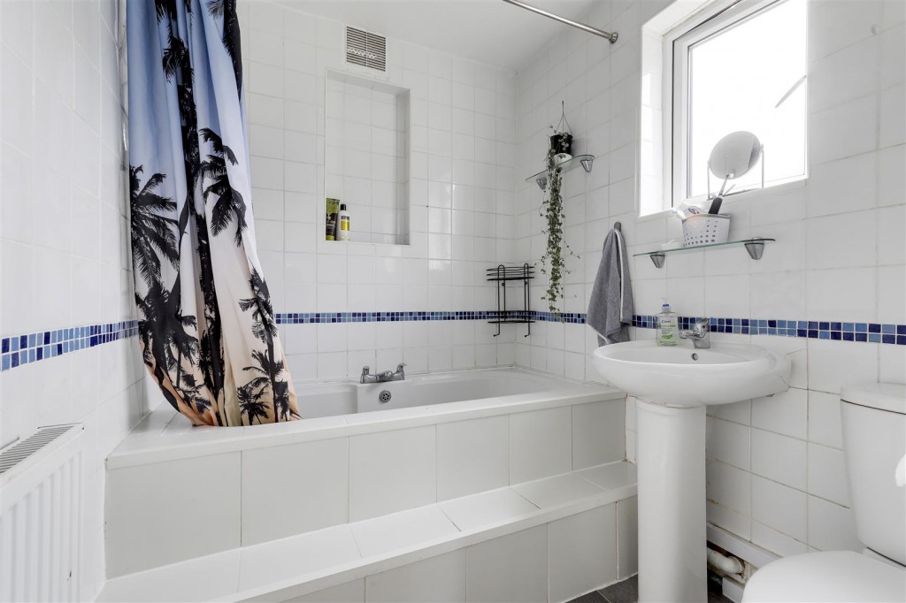 Rushcliffe Rise, Sherwood, Nottinghamshire, NG5 3HJ