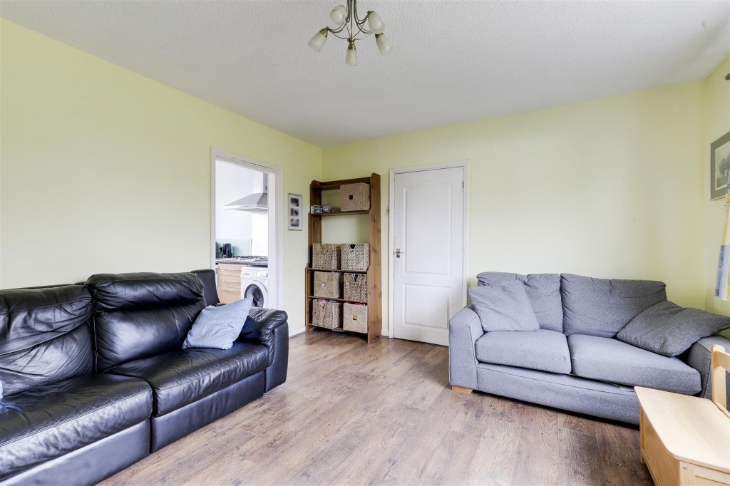Rushcliffe Rise, Sherwood, Nottinghamshire, NG5 3HJ