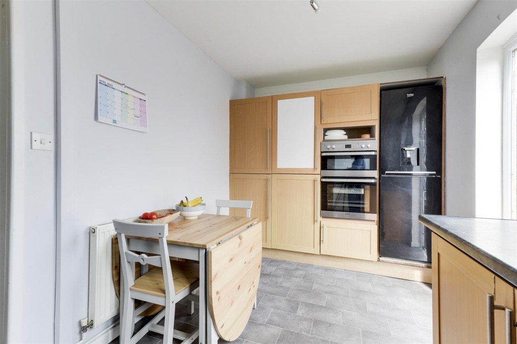 Rushcliffe Rise, Sherwood, Nottinghamshire, NG5 3HJ
