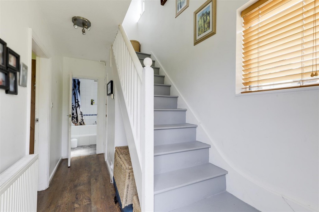 Rushcliffe Rise, Sherwood, Nottinghamshire, NG5 3HJ