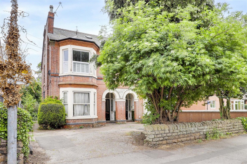 Loughborough Road, West Bridgford, Nottingham