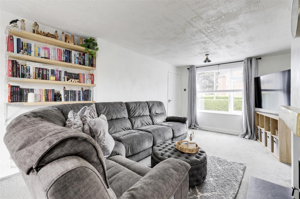 Broadwood Road, Bestwood Park, Nottinghamshire, NG5 5QF