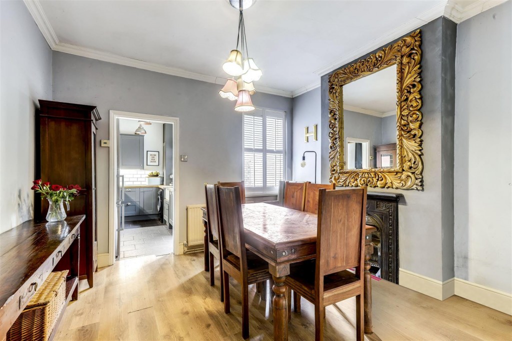 Sedgley Avenue, Sneinton, Nottinghamshire, NG2 4HZ