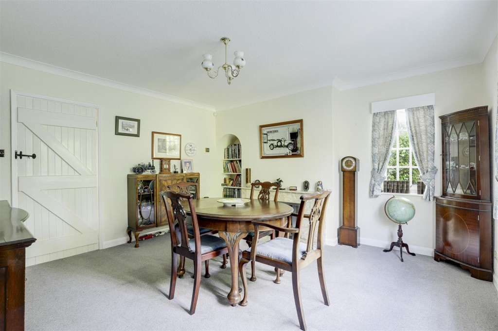 Old Melton Road, Keyworth, Nottinghamshire, NG12 5NN