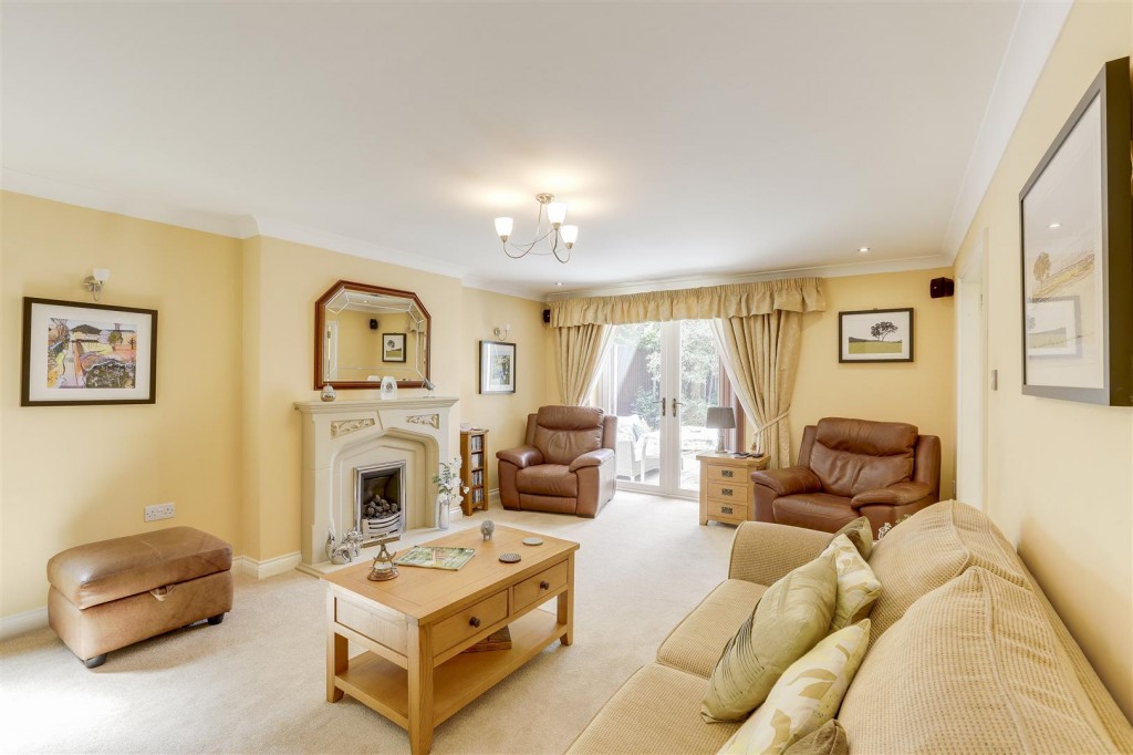 Meadow Close, Breaston, Derbyshire, DE72 3EL
