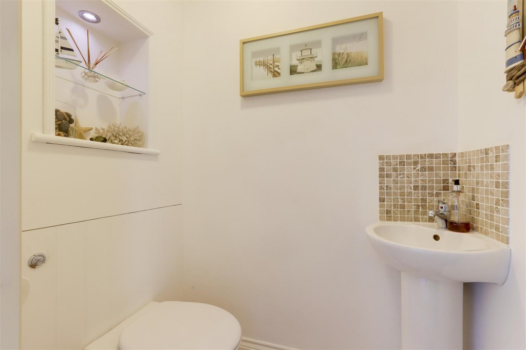 Meadow Close, Breaston, Derbyshire, DE72 3EL