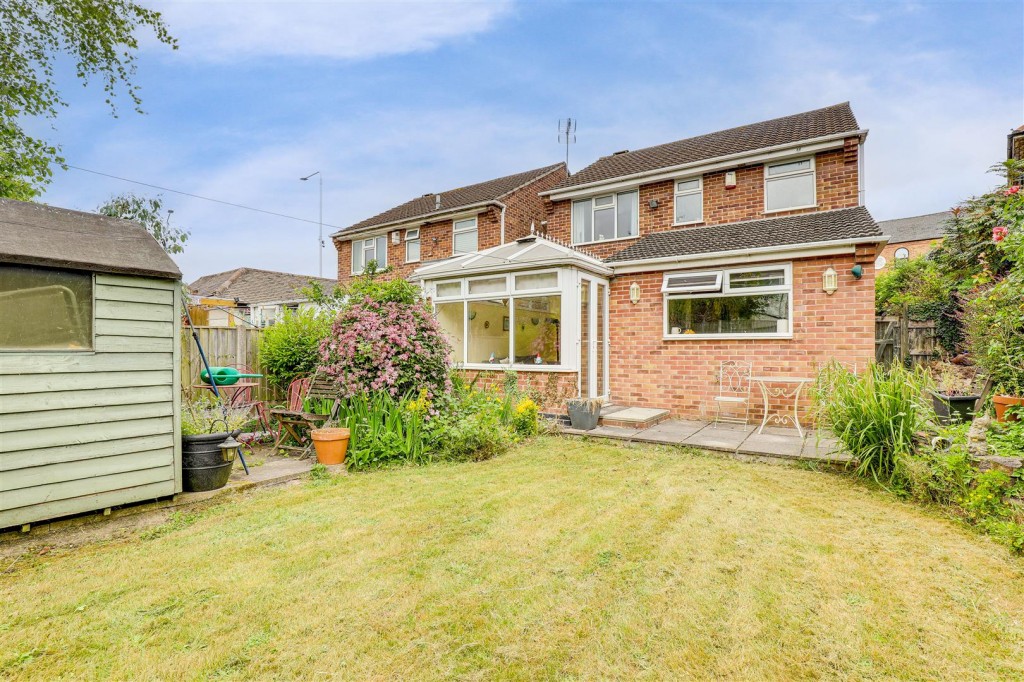 St. Albans Road, Arnold, Nottinghamshire, NG5 6GT