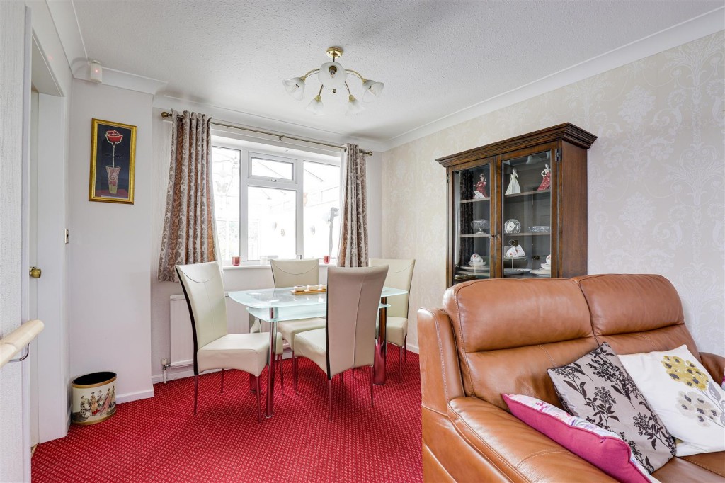 St. Albans Road, Arnold, Nottinghamshire, NG5 6GT