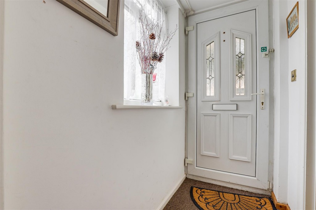 St. Albans Road, Arnold, Nottinghamshire, NG5 6GT