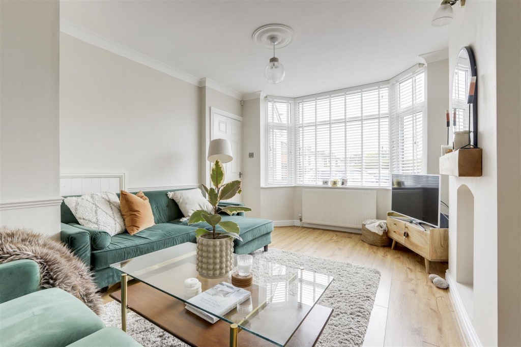 Carrfield Avenue, Toton, Nottinghamshire, NG9 6FE