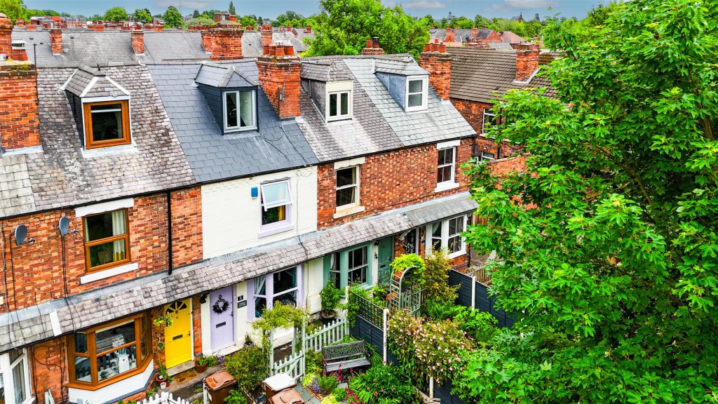 Peel Villas, Mapperley, Nottinghamshire, NG3 5HZ