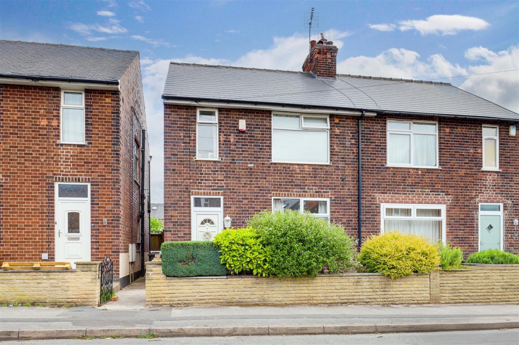 Acton Road, Arnold, Nottinghamshire, NG5 7AD