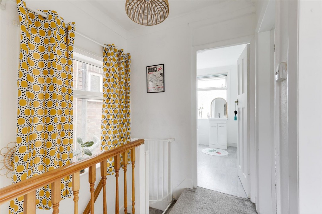 Acton Road, Arnold, Nottinghamshire, NG5 7AD