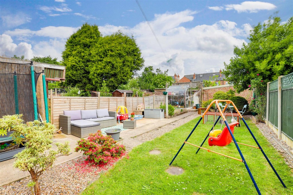 Acton Road, Arnold, Nottinghamshire, NG5 7AD
