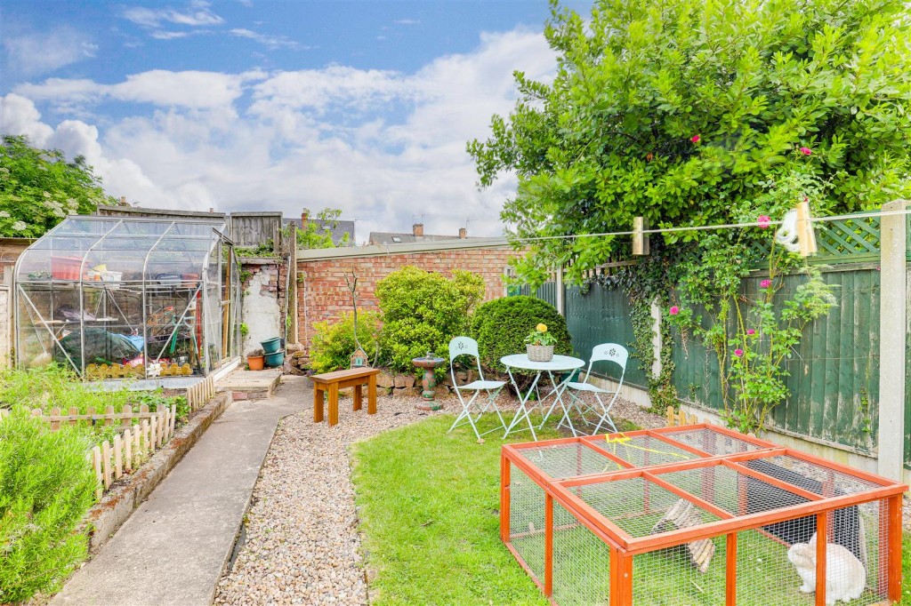 Acton Road, Arnold, Nottinghamshire, NG5 7AD