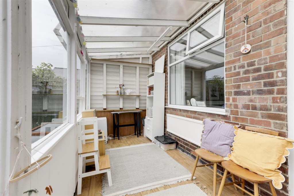 Acton Road, Arnold, Nottinghamshire, NG5 7AD