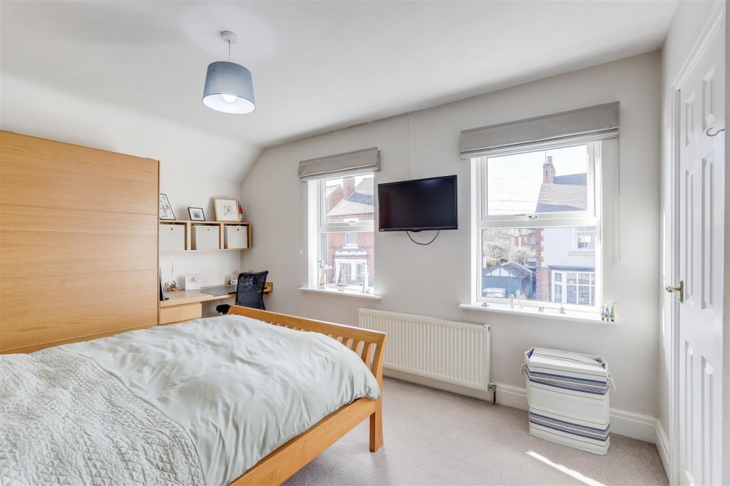 Thorneywood Road, Long Eaton, Derbyshire, NG10 2DZ