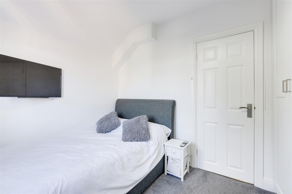 Thorneywood Road, Long Eaton, Derbyshire, NG10 2DZ