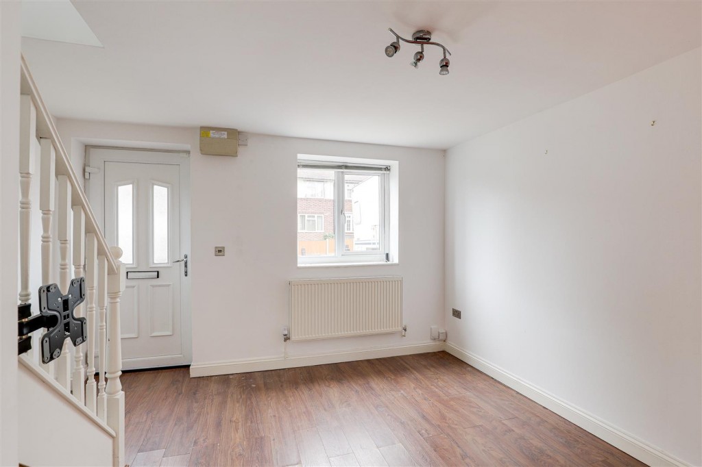 Needham Road, Arnold, Nottinghamshire, NG5 7FF