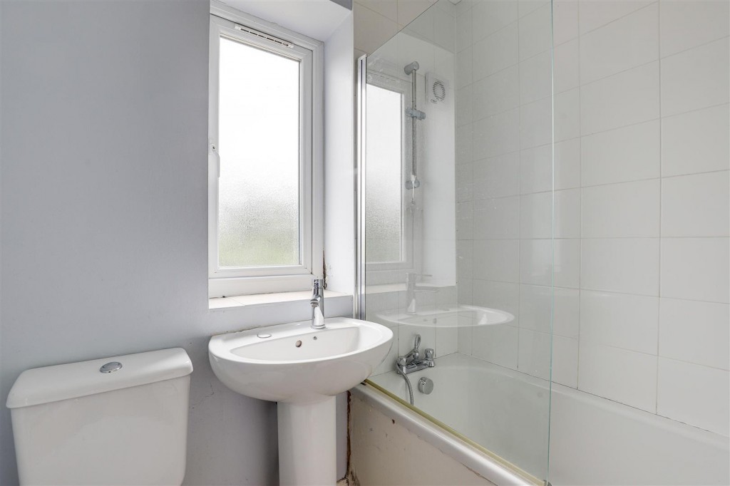 Needham Road, Arnold, Nottinghamshire, NG5 7FF