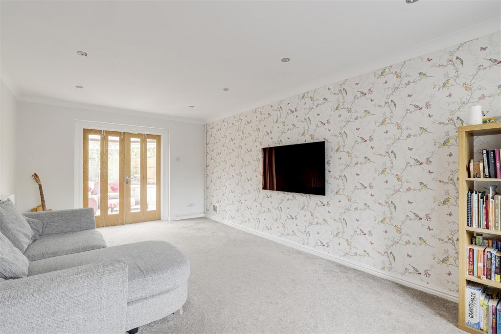 Cranberry Close, West Bridgford, Nottinghamshire, NG2 7TQ