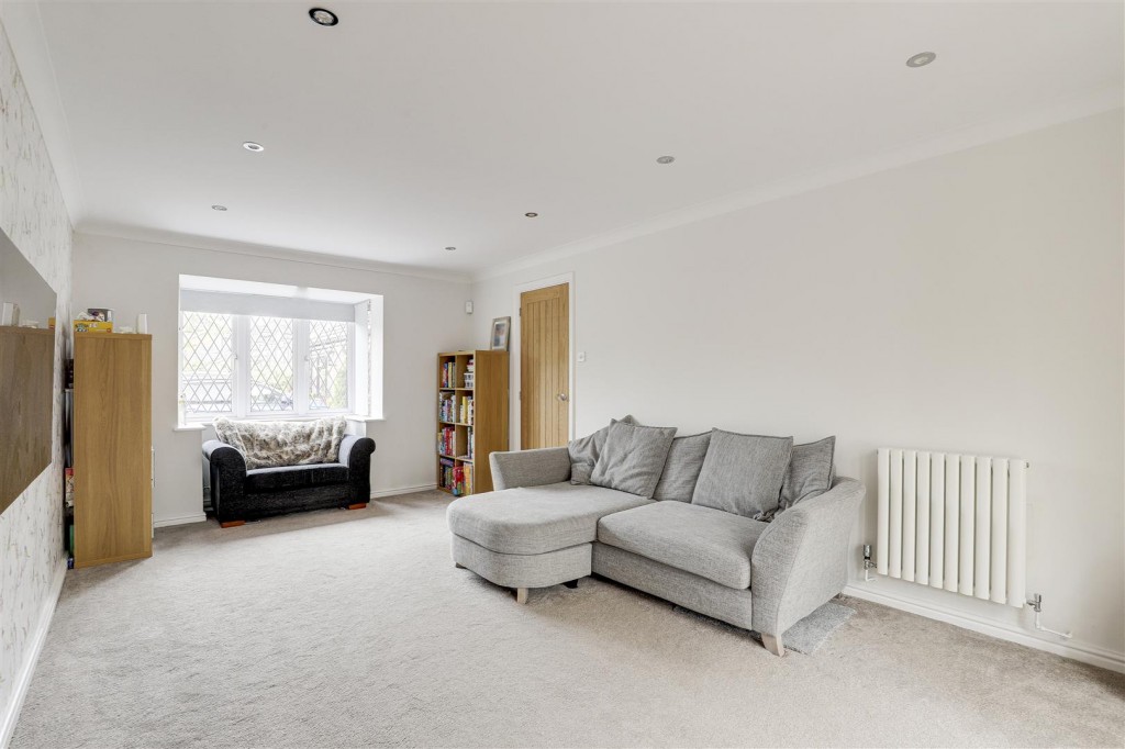 Cranberry Close, West Bridgford, Nottinghamshire, NG2 7TQ