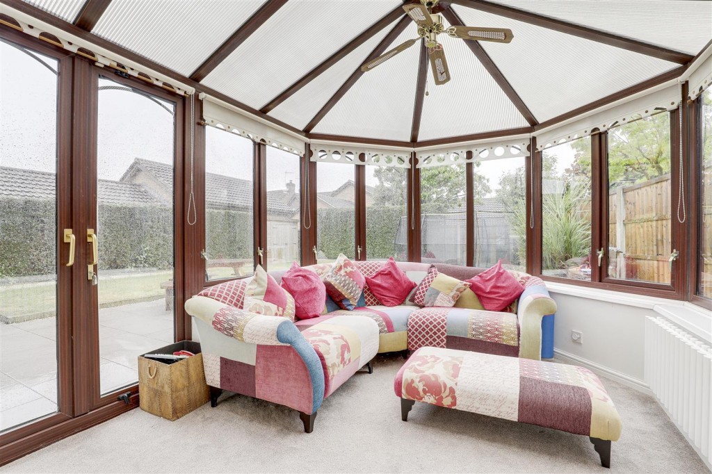 Cranberry Close, West Bridgford, Nottinghamshire, NG2 7TQ