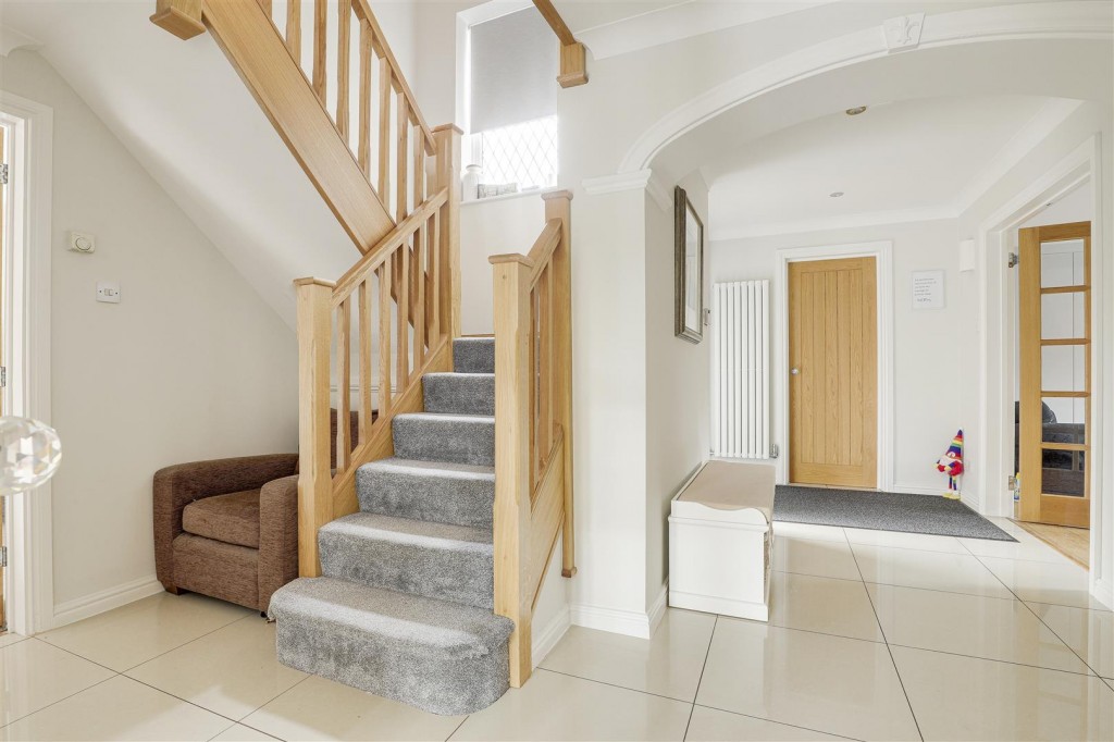 Cranberry Close, West Bridgford, Nottinghamshire, NG2 7TQ