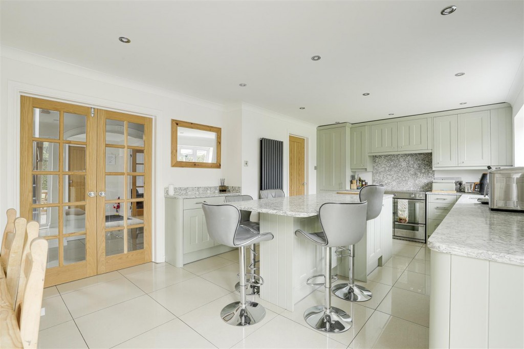 Cranberry Close, West Bridgford, Nottinghamshire, NG2 7TQ
