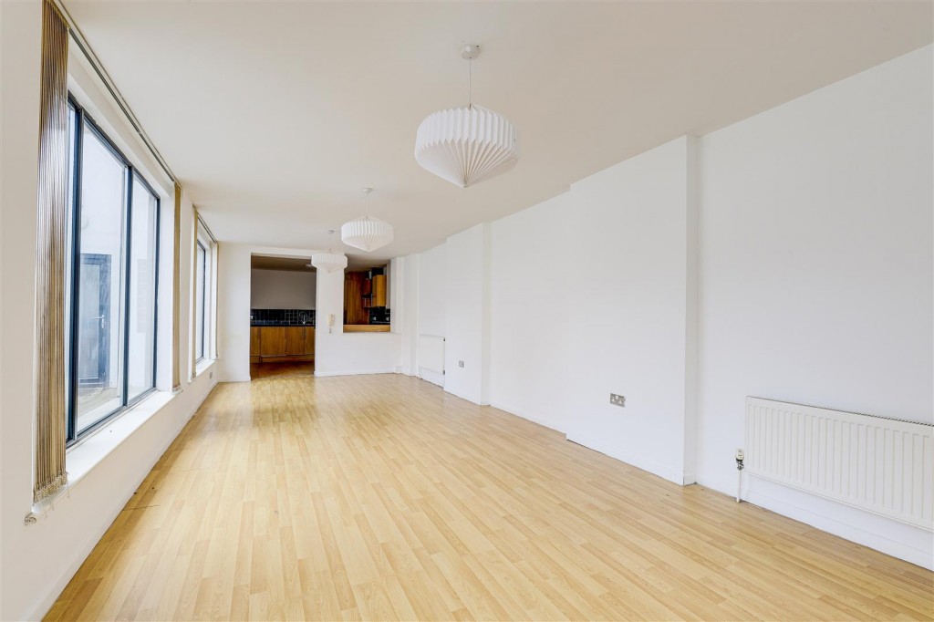Hucknall Road, Sherwood, Nottinghamshire, NG5 1FG