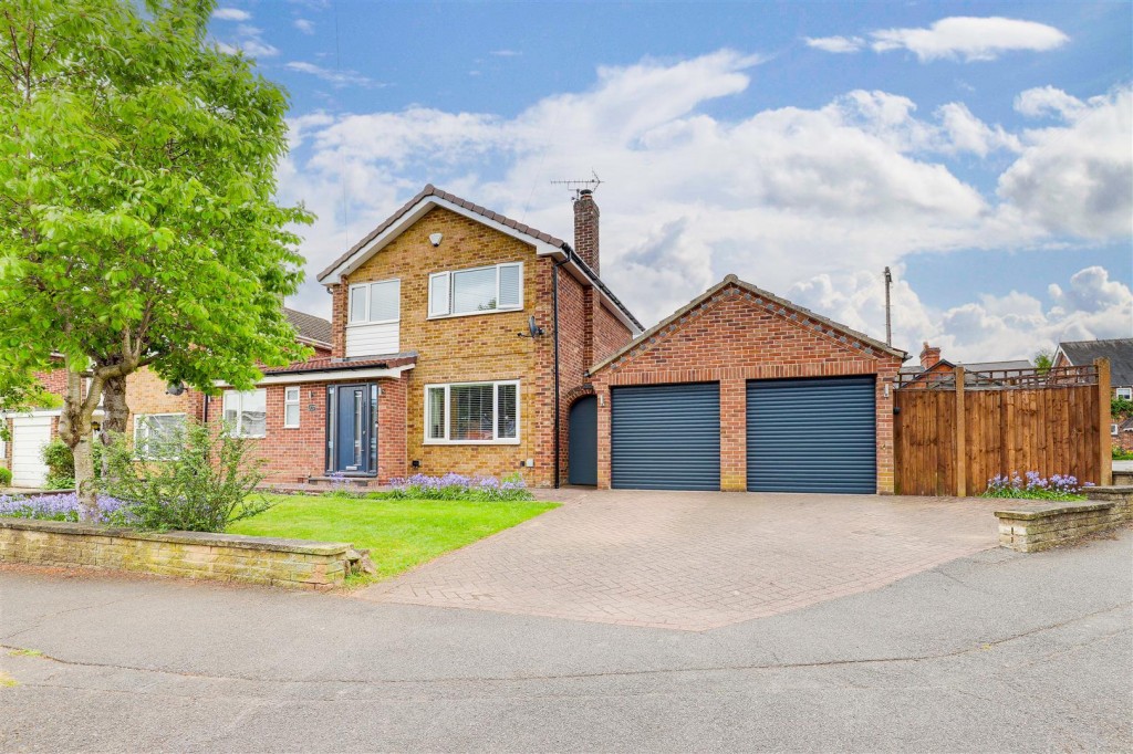 Walk Mill Drive, Hucknall, Nottinghamshire, NG15 8BY