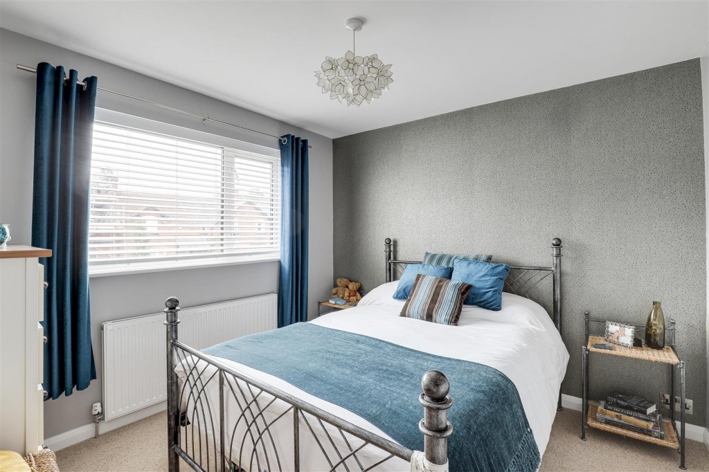 Walk Mill Drive, Hucknall, Nottinghamshire, NG15 8BY