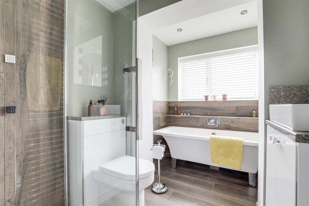 Walk Mill Drive, Hucknall, Nottinghamshire, NG15 8BY