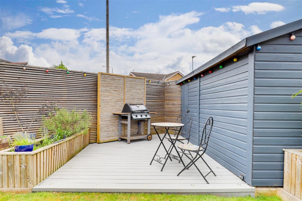 Walk Mill Drive, Hucknall, Nottinghamshire, NG15 8BY