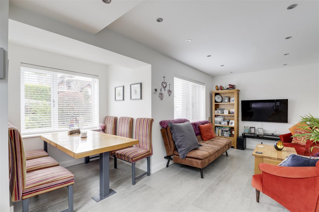Walk Mill Drive, Hucknall, Nottinghamshire, NG15 8BY