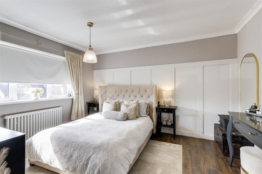 Abbots Close, Daybrook, Nottinghamshire, NG5 6AU