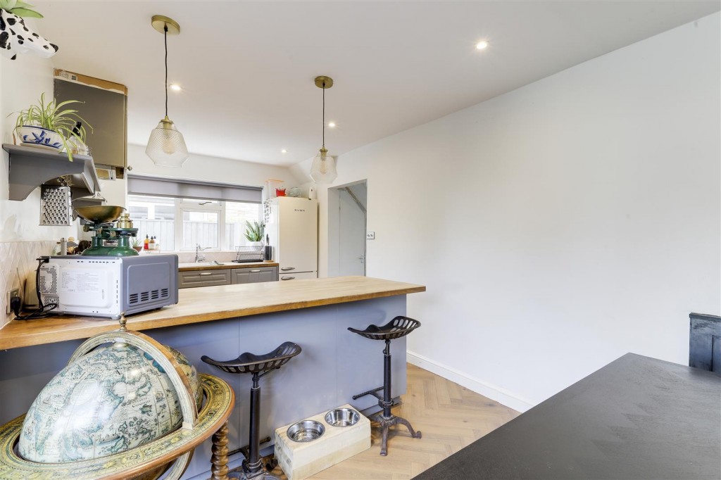 Abbots Close, Daybrook, Nottinghamshire, NG5 6AU